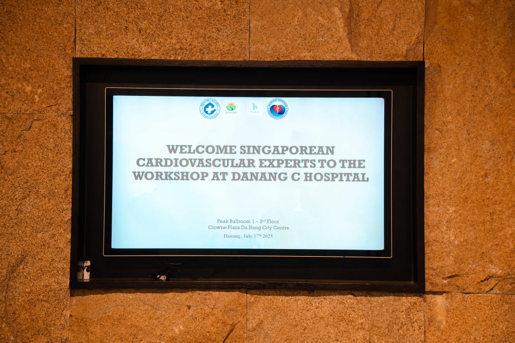 Chuyên Gia Tim Mạch Singapore Thăm và Hợp Tác Với Bệnh Viện C Đà Nẵng